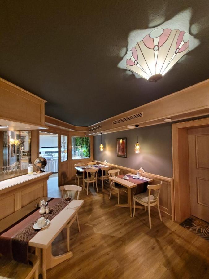 Ambiente Hotel garni Plauen Exterior foto