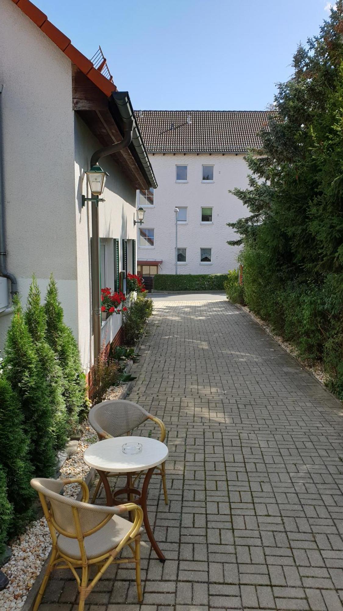 Ambiente Hotel garni Plauen Exterior foto